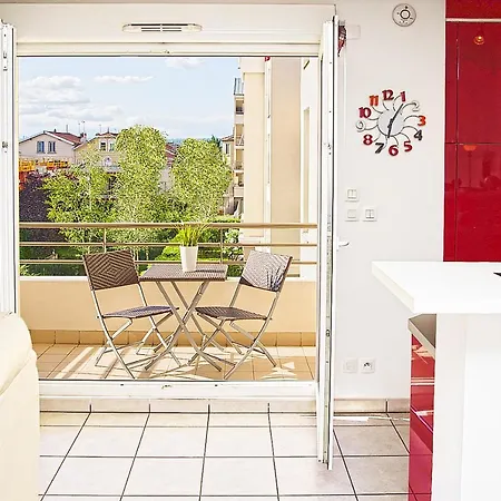 Apartment Appart'cosy Lyon Est Decines-Charpieu